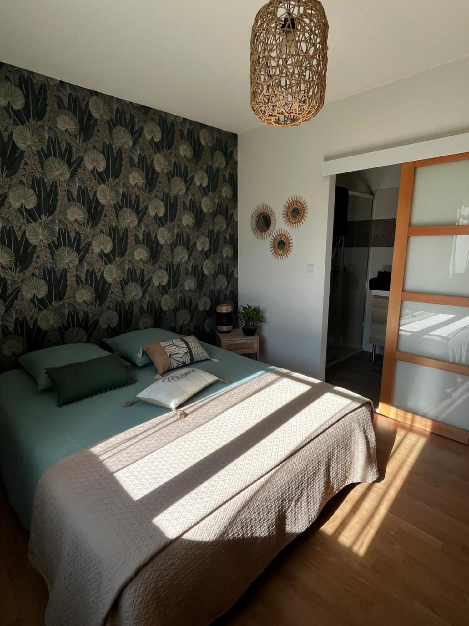 Les Voyages De Louison Bed and Breakfast Lavardac Buitenkant foto